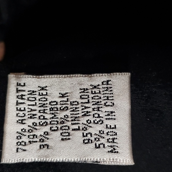 Vintage,Cache- Size 2, Black Haulter Streach Silk Midi . - Picture 8 of 9